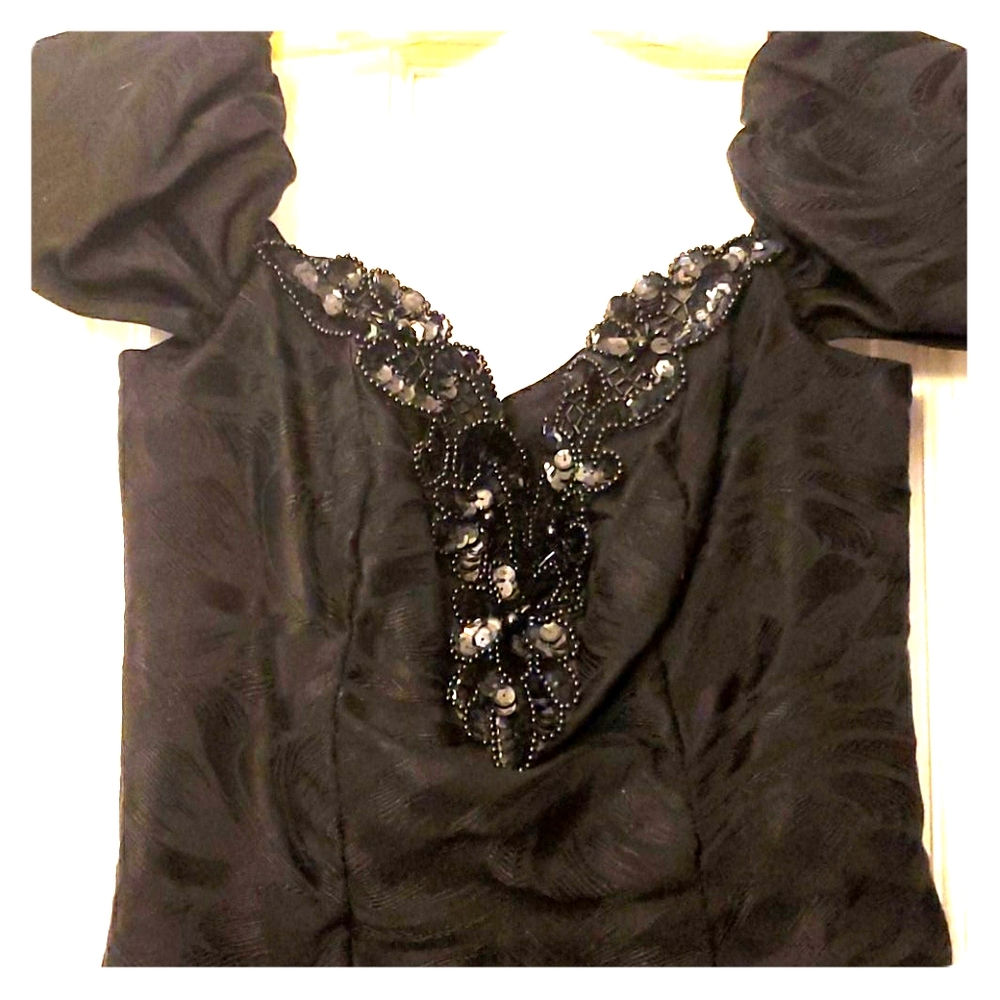 Retro 90s formal wear